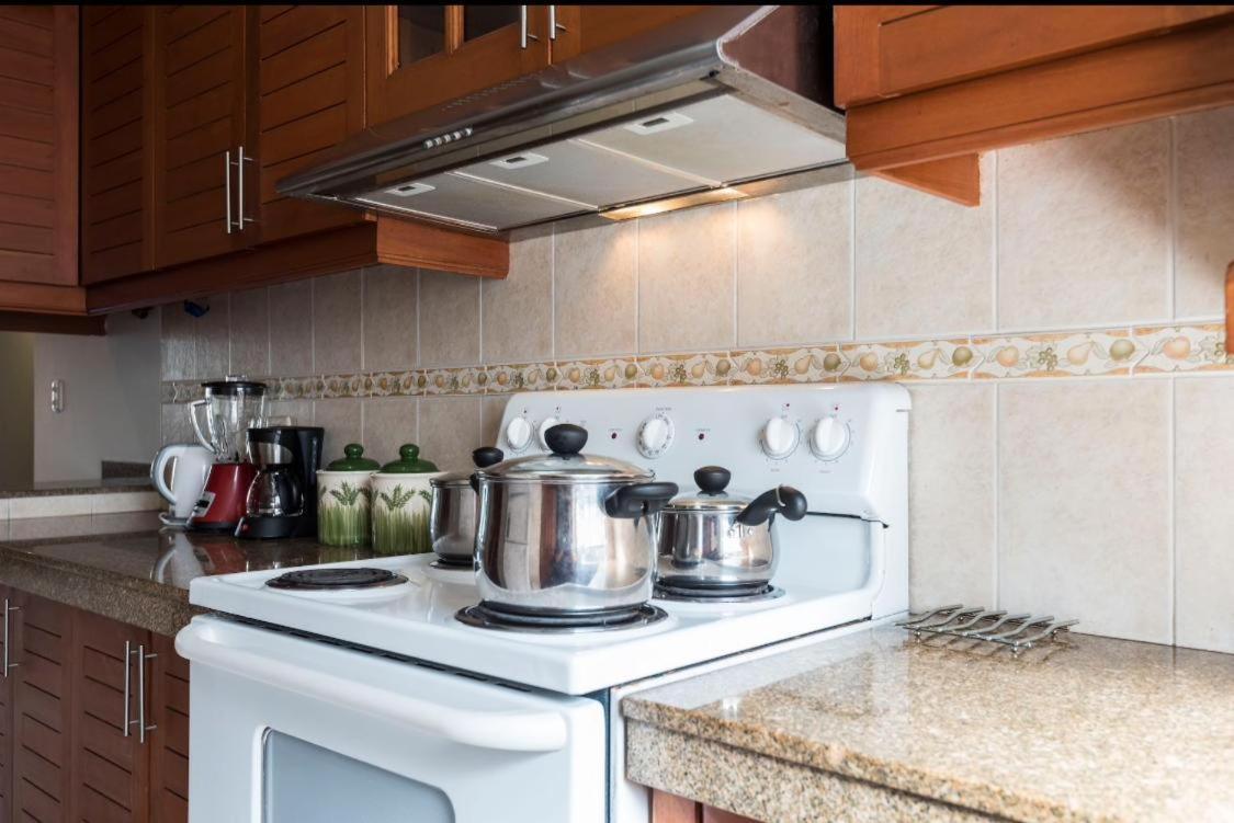New Apartment In Miraflores! Larcomar Area! Lima Exterior photo